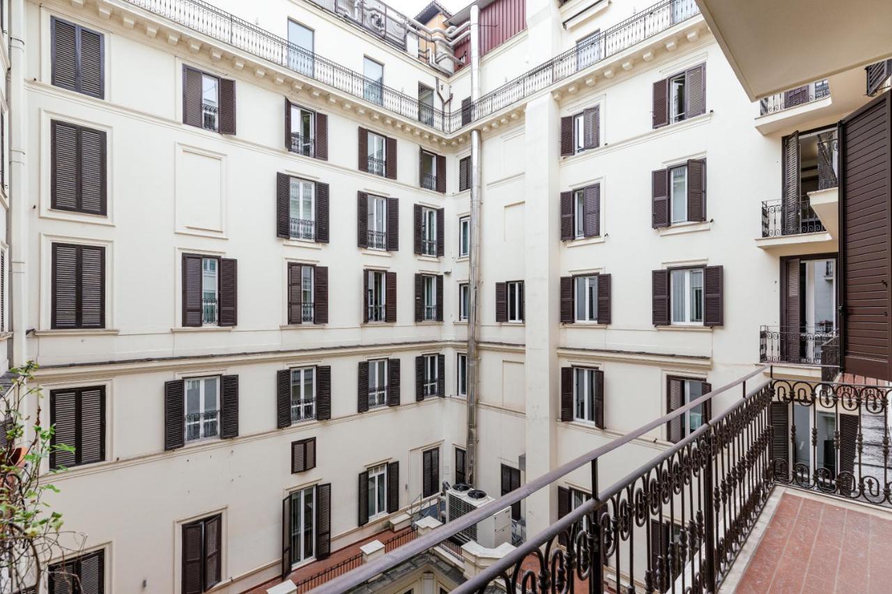 Appartement Tritone Minimal à Rome Extérieur photo