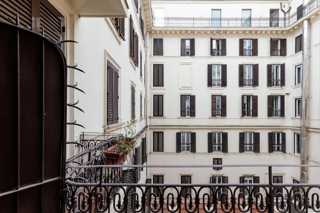 Appartement Tritone Minimal à Rome Extérieur photo